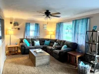 Kadia’s Place-The One Near 380 & Everything Else - Homestays