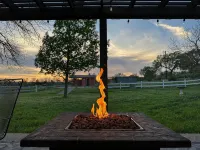 Hill Country Home; King & Queen Suites; Game Room, Office & Fire Pit - Kerrville - Wifi