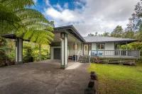 Lovely Private Home 5 minutes to Hawaii Volcanoes National Park