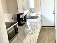 Cozy, 2 BR APt in Worcester Close to Downtown, Palladium, DCU center, Polar Park Hotels in Worcester