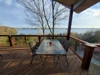 Fox Den- MAGNIFICENT Lake View! 5 minute walk or drive to shoreline!