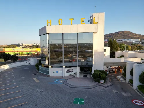 Hotel Alcampo