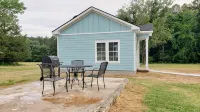 Deer View Cottage on 16 Acres, King Size Bed, No Pet Fee - Homestays