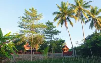 Angler Homestay & Joglo