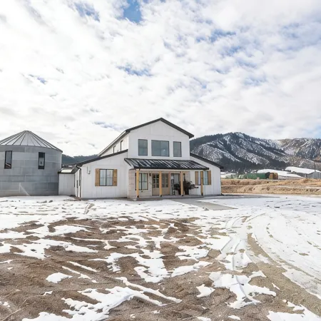 New barndominium with a theater room, AC, large gourmet kitchen with views