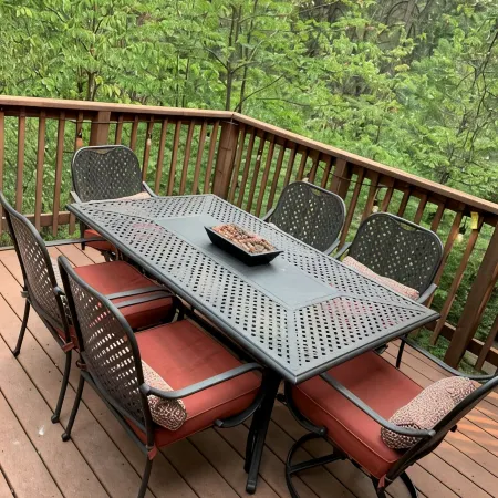 Lake Access, Central A/C, Arcade Games + MORE!