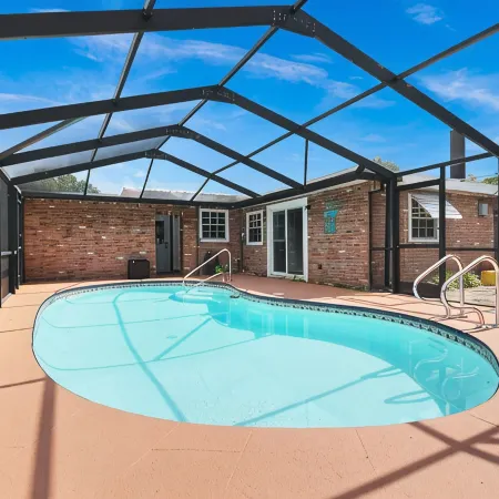 Clearwater Private Pool + Corner Lot + Game Room + Beaches