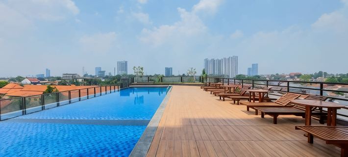 Cozy and Comfort Living 1Br Tamansari Bintaro Mansion Apartment by Travelio Hotels in Pondok Aren