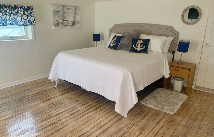 In the heart of Cape VincentBook NOW