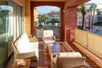 Charming apartment / Precioso apartamento en la Marina del Puerto de Sotogrande.