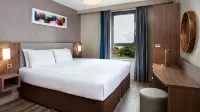 Cordia Serviced Apartments - Free on-Site Parking - balcony