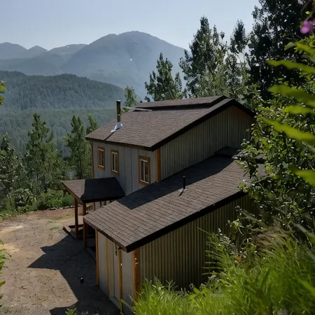 Mountain House Amazing view of Matanuska Peak