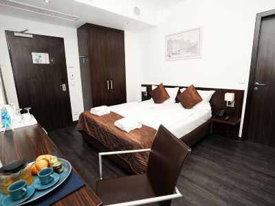 The Atrium Hotel