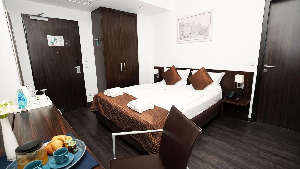 The Atrium Hotel