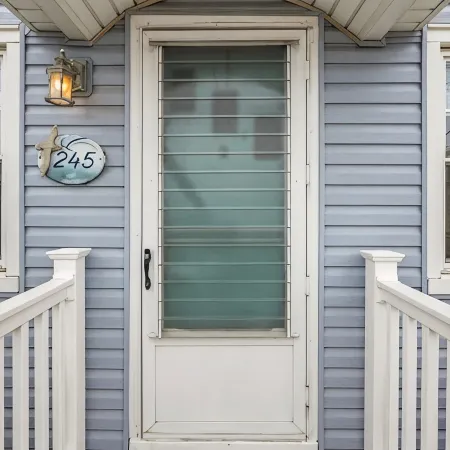 Seaside Heights Cottage-Front, 2 Bedrooms, 1 Bath, Sleeps 4