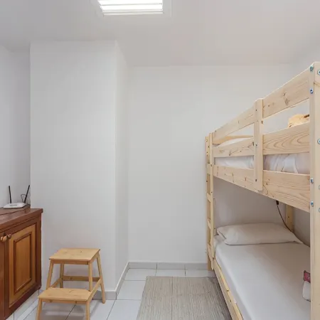 Surf-Check House - 3 min walk to the Beach Отели в г. Комарка Эсте