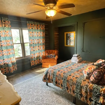 Your Tranquil Abode on the Holiday Road
