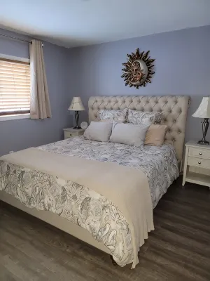 Charming 2-bedroom duplex apartment with WiFi in Fairbanks - Condos