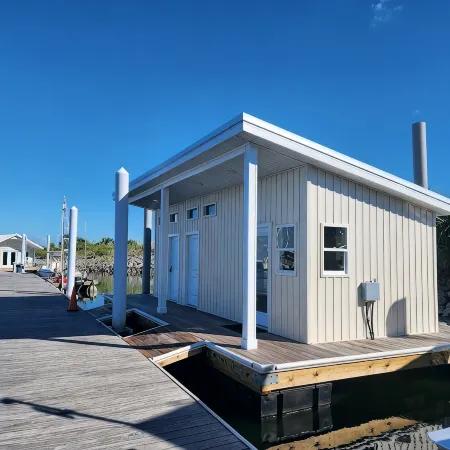 Seaclusion - Zen! Refreshing! Spotless! Calm! Well-Appointed! Dock Your Boat!