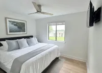 Peaceful & Convenient 2BR Near Ballantyne - Bungalows