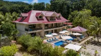 Casa de Leela Self Catering Guest House - Bãi đậu xe