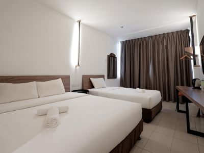 T Hotel Anggerik