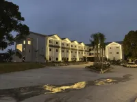 Starview Hotel and Resort - 3-Star
