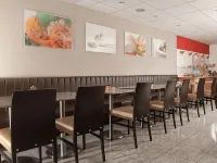 Hotel Christina Hotels near Zollstock
