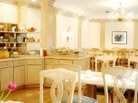 Hotel ADRIA München Lehel Hotels in der Nähe von Münchner Residenz