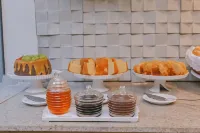 Pajuçara Praia Hotel - breakfast