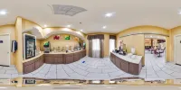 Quality Inn & Suites Airport North - Stone Oak - Parking