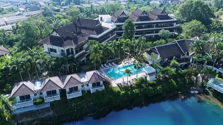 Serenity Lakeside Resort