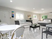 Hot Spa - Super Clean - 8 M Drive to Beach, Restaurants, Nightlife Hotels in Lighthouse Point