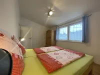 Idyllic apartment with south-facing balcony & wall box in the countryside - 2.5 km from the island - Balkoner