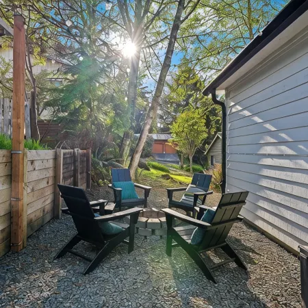 Mid-Century A-Frame Chalet. Dog Friendly. Only a Half-Mile Stroll to the Beach!
