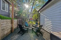Mid-Century A-Frame Chalet. Dog Friendly. Only a Half-Mile Stroll to the Beach!