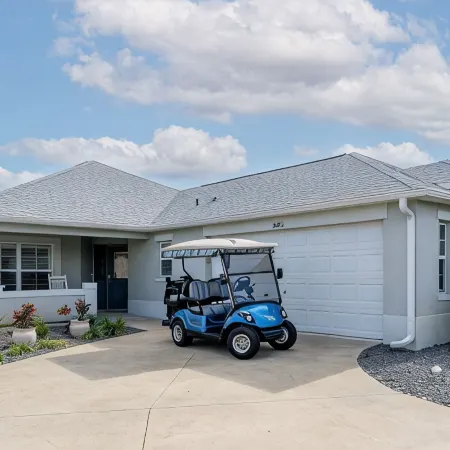 Everything! 3/2, FREE golf & 4-seat cart, Resident passes, pets, near Brownwood