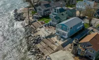 Waterfront Cottage on Lake Erie - Wifi