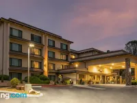 Yosemite Southgate Hotel & Suites Hotels in Madera County