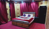 The Sun Guest House - 2 ดาว