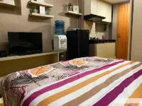 Premium Studio Room by Mareslim at Margonda Residence 5