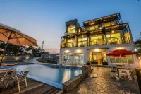 Sacheon Yogiga Pension - مسبح