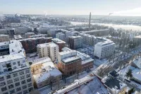 Stylish Loft next to City Center & Lake Pyhäjärvi - Homestays