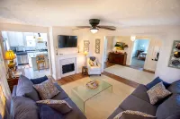 The Classic City Cottage-1 Mile from Downtown Athens! - 3-نجوم