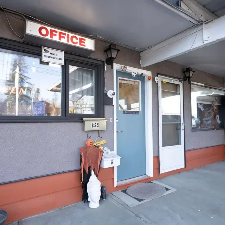 Gold Pan Motel