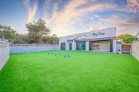 Taean Dog Day Pet Pool Villa - Pet friendly