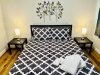 House 3-bedroom 2,5 Baths FREE Garage Parking with WiFi and AC, Washer, Dryer