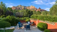 Uptown home, Heated Pool, Hot Tub, Amazing Views
