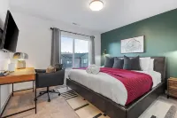 Cozy 3-bedroom townhome in Mountain Green with WiFi, AC. 12 min to Snowbasin - Homestays