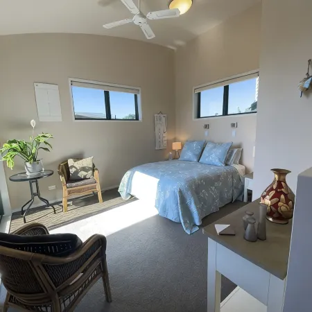 Seaside Studio Apartment with sea view deck